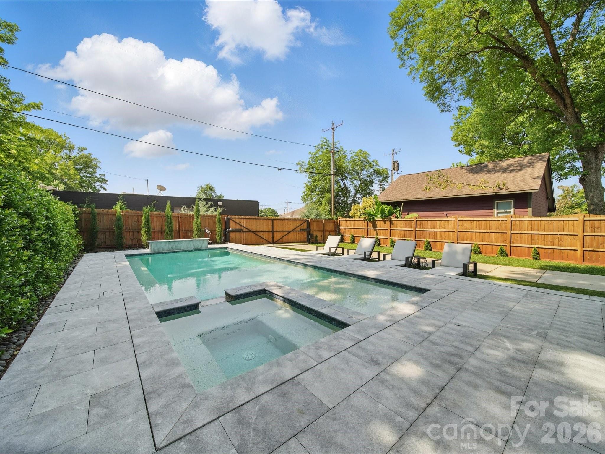 708 Cross Trail Drive Charlotte NC 28204