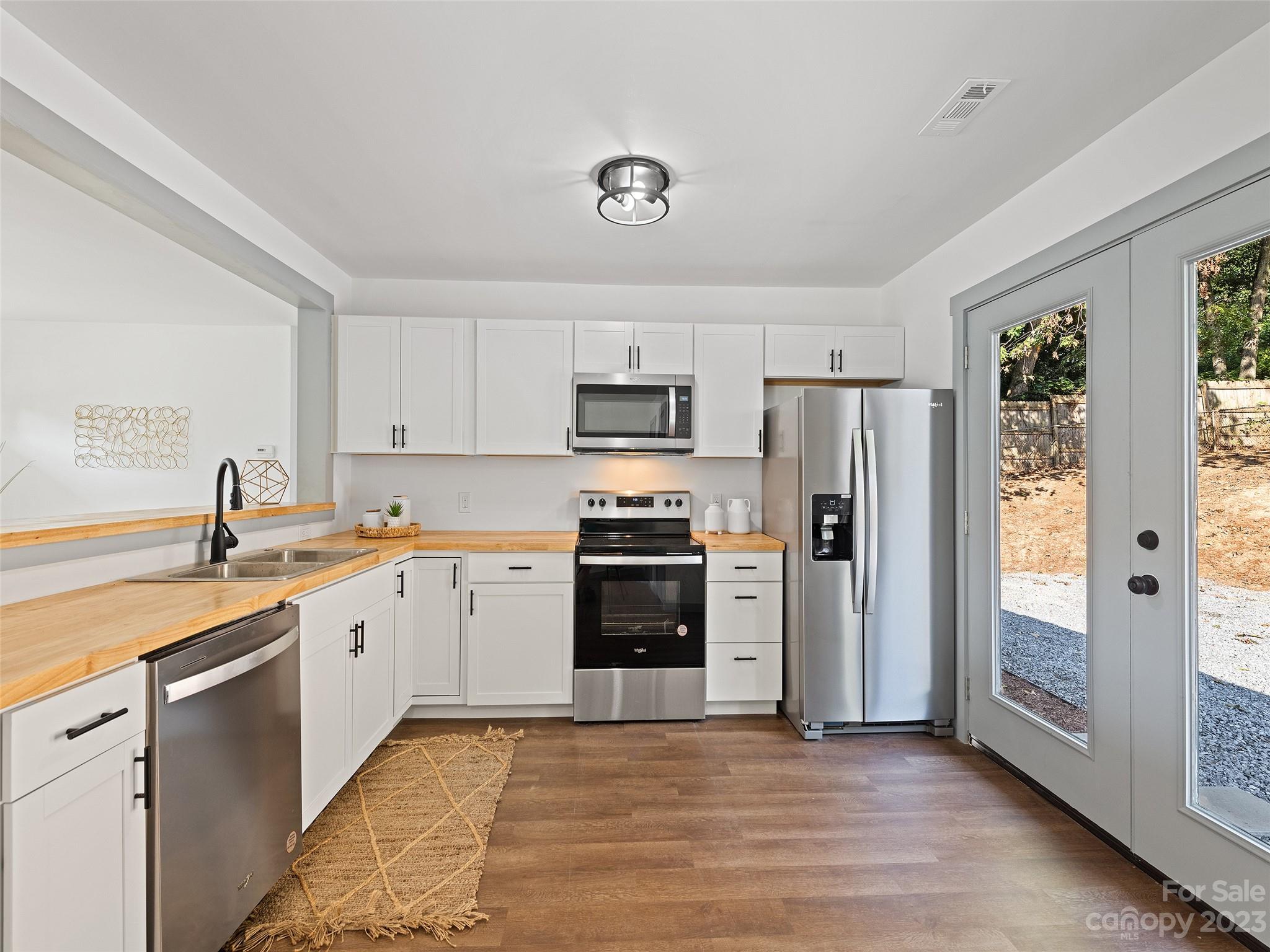 12 Pine Burr Road Asheville NC 28806