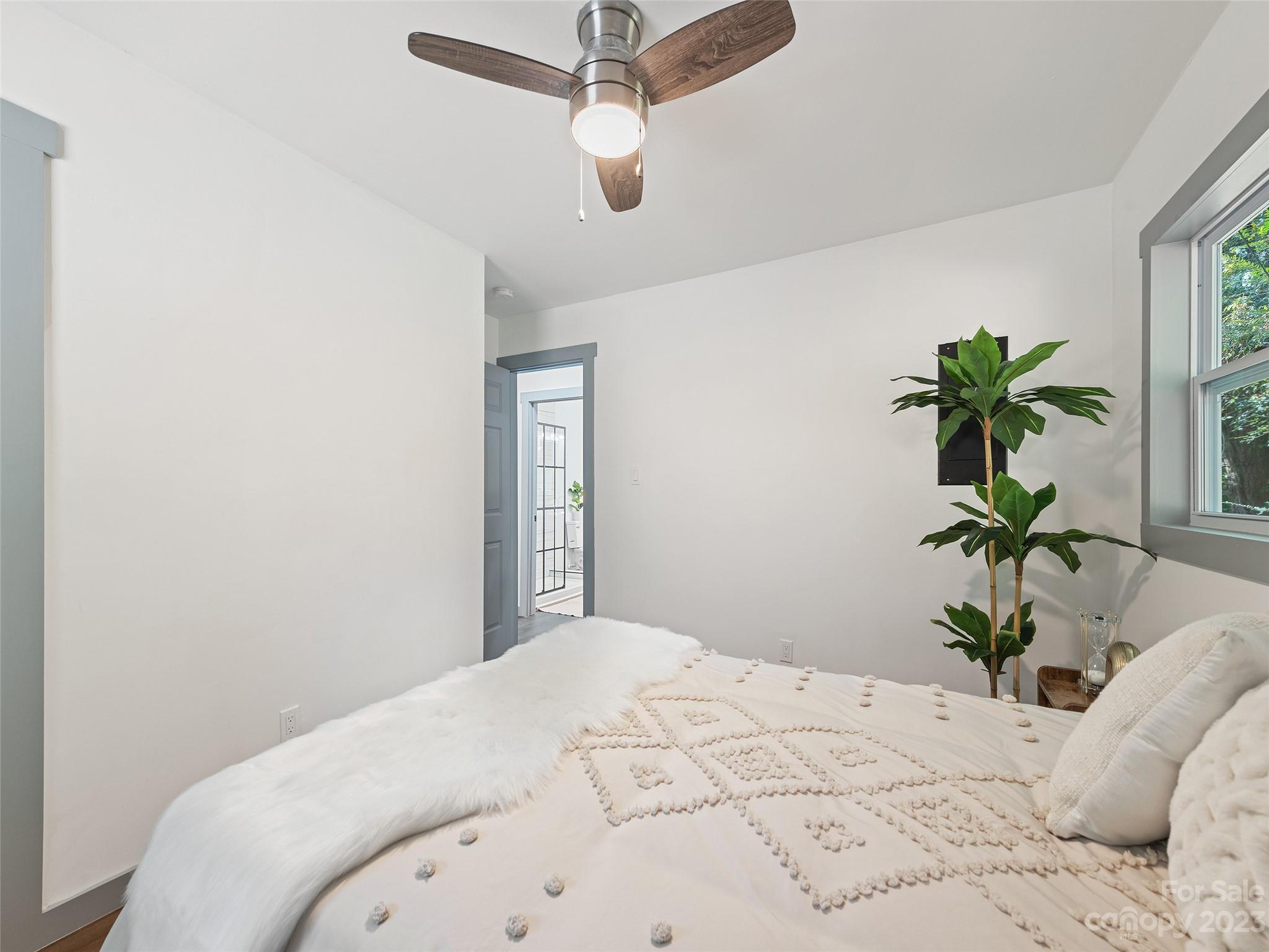 12 Pine Burr Road Asheville NC 28806