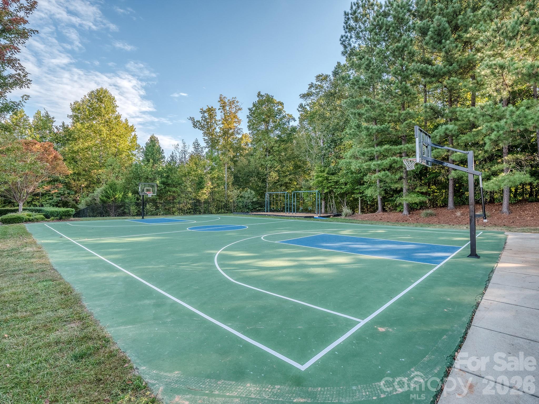 2008 Shalford Lane Matthews NC 28104