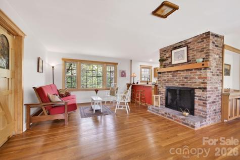 50 Rainbow Ridge Road Swannanoa NC 28778