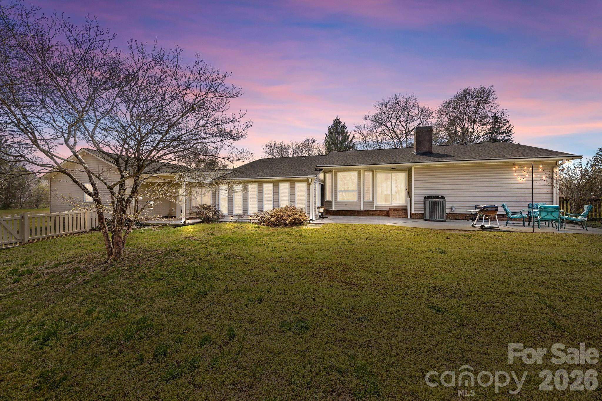 3368 Old Glenola Road Archdale NC 27263