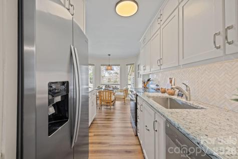 3368 Old Glenola Road Archdale NC 27263