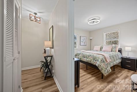 3368 Old Glenola Road Archdale NC 27263