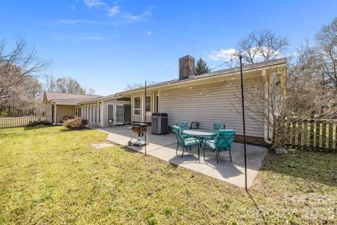 3368 Old Glenola Road Archdale NC 27263
