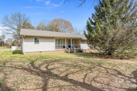3368 Old Glenola Road Archdale NC 27263