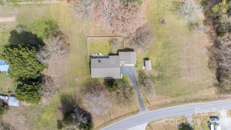 3368 Old Glenola Road Archdale NC 27263