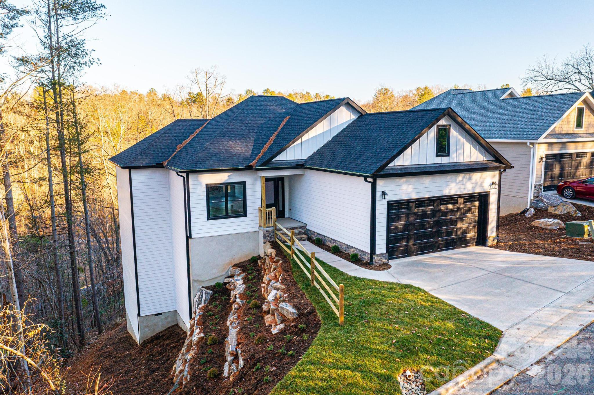 518 Park Way NE Lenoir NC 28645