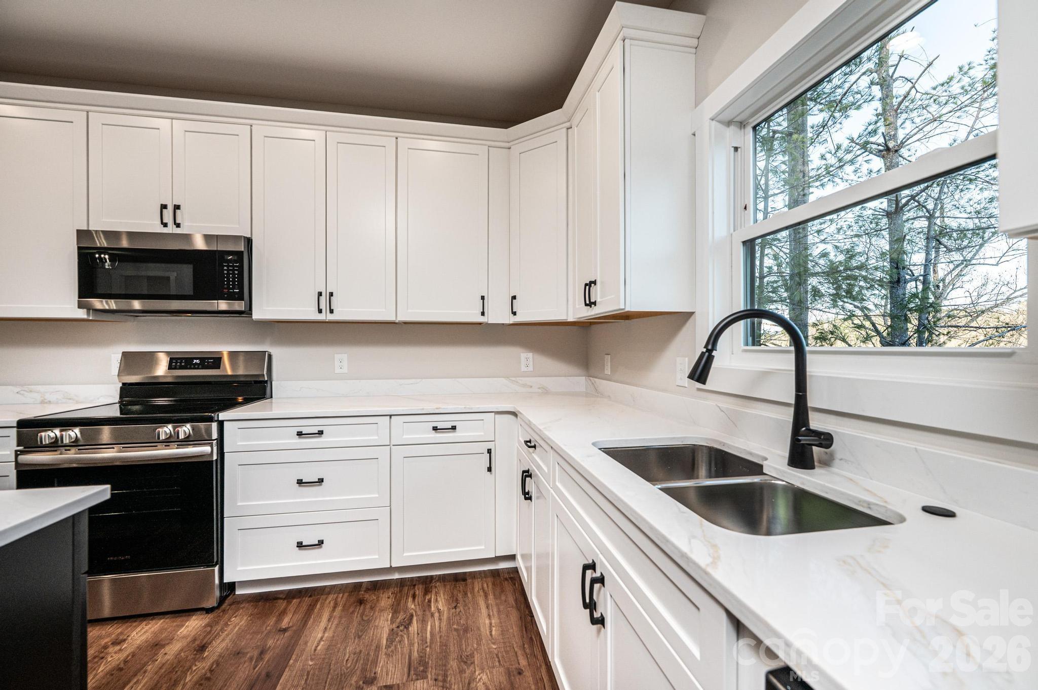 518 Park Way NE Lenoir NC 28645