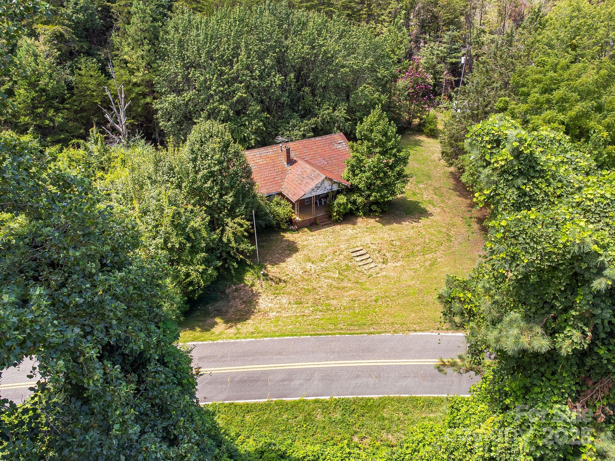 211 Luckadoo Road Bostic NC 28018