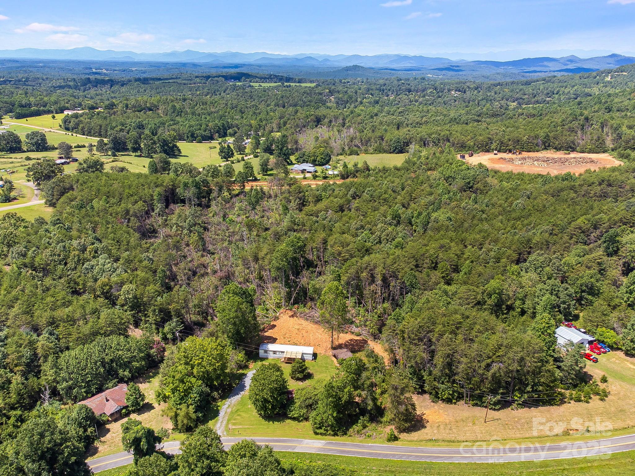 211 Luckadoo Road Bostic NC 28018