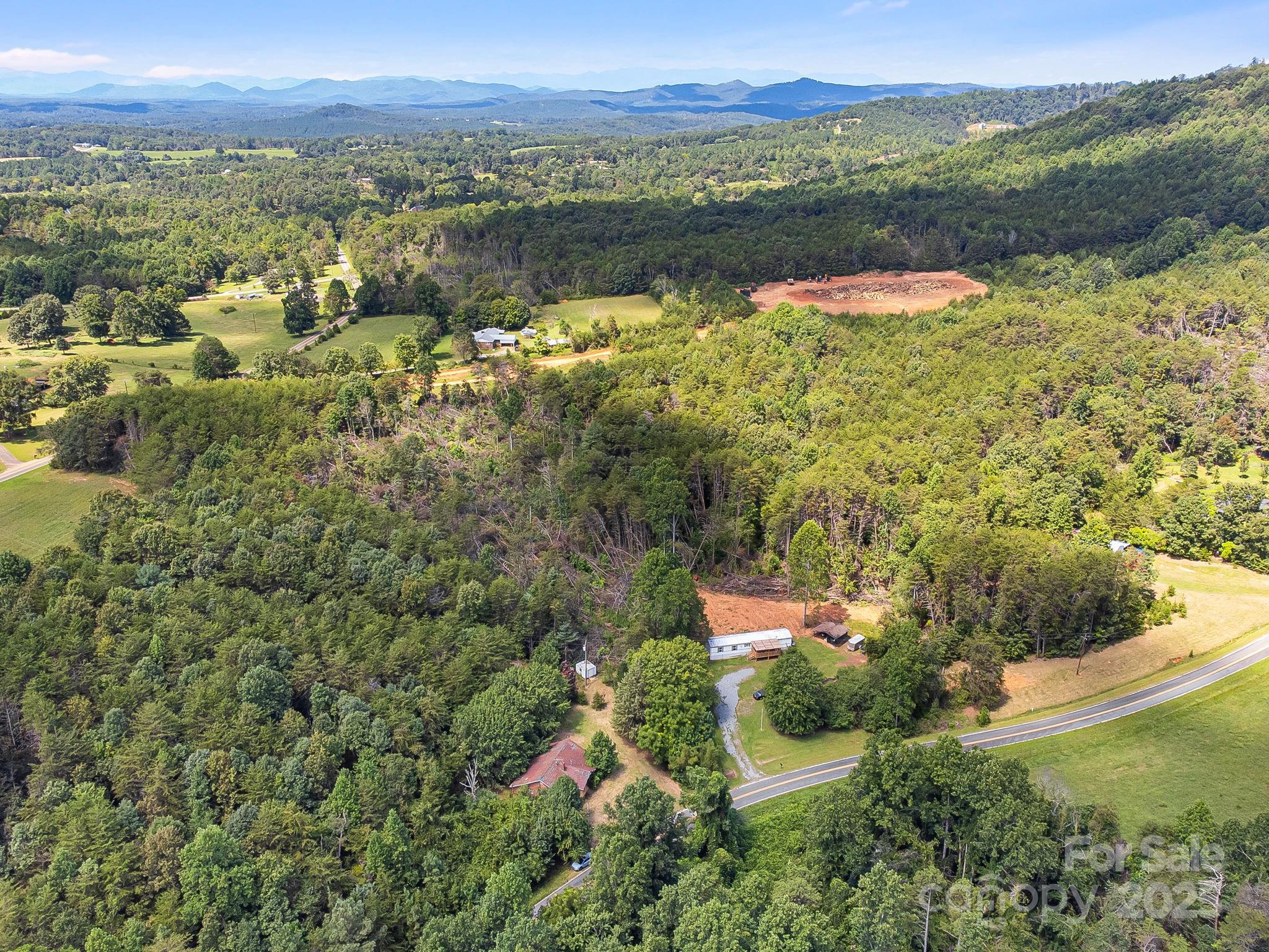 211 Luckadoo Road Bostic NC 28018