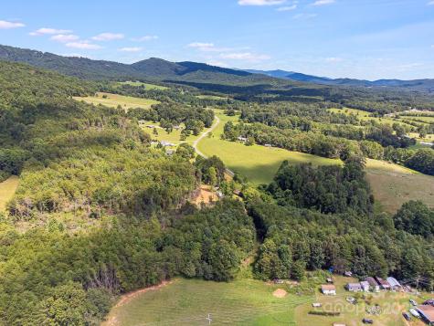 211 Luckadoo Road Bostic NC 28018