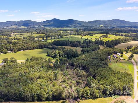 211 Luckadoo Road Bostic NC 28018