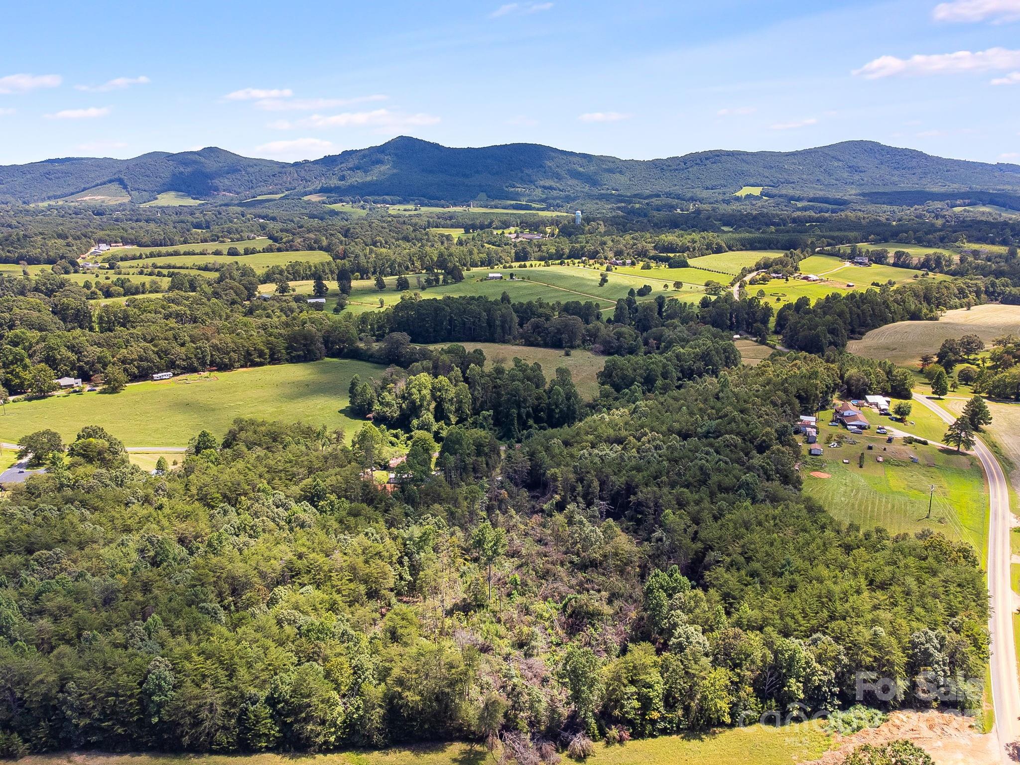 211 Luckadoo Road Bostic NC 28018
