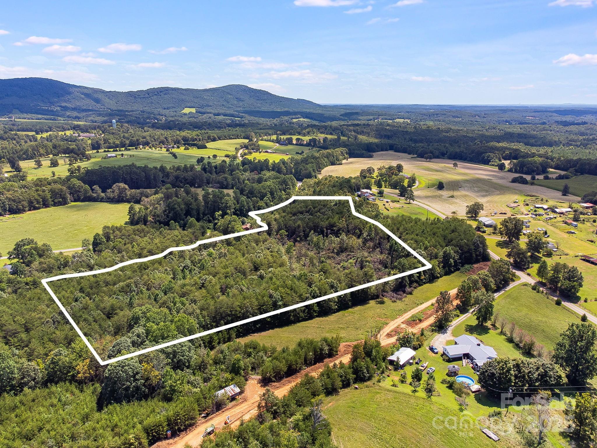 211 Luckadoo Road Bostic NC 28018