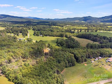 211 Luckadoo Road Bostic NC 28018