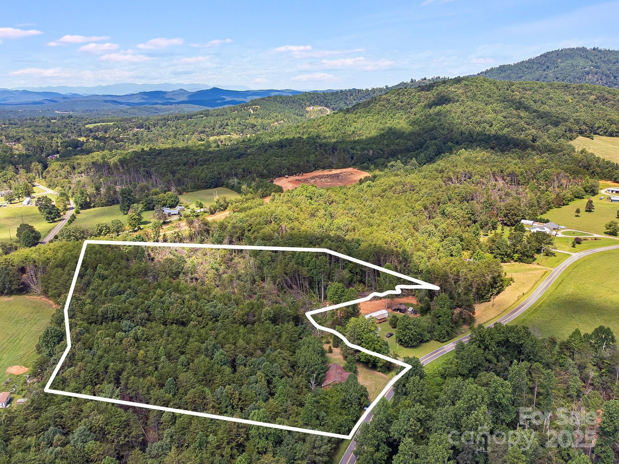211 Luckadoo Road Bostic NC 28018