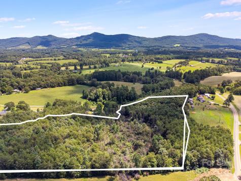 211 Luckadoo Road Bostic NC 28018