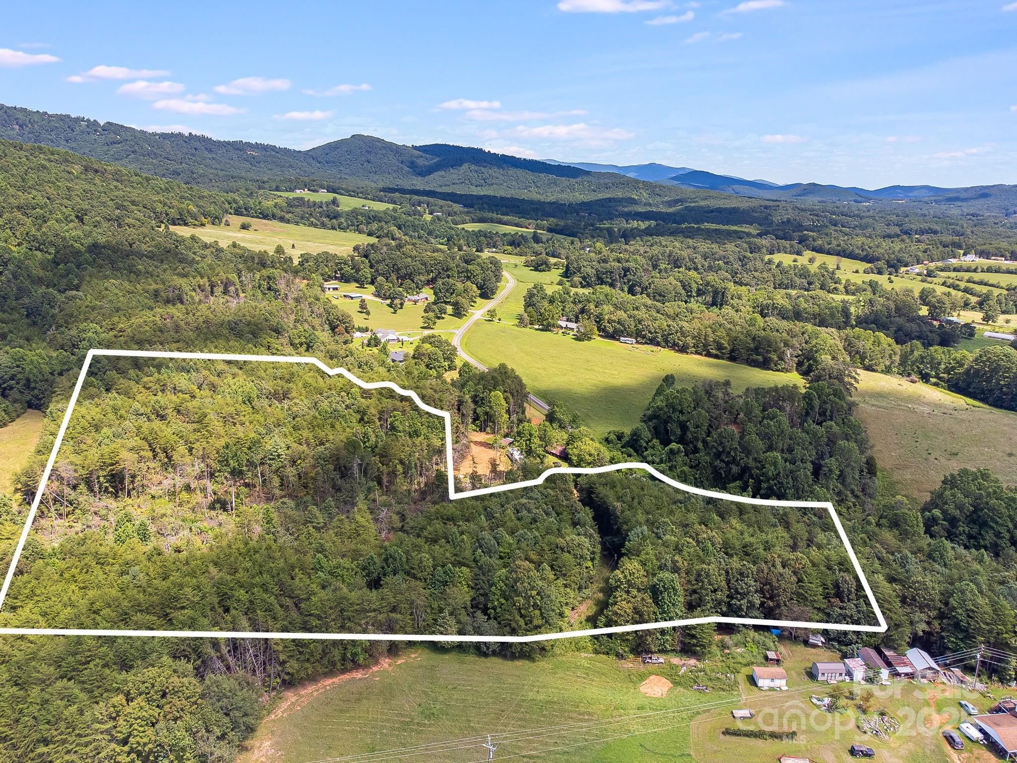211 Luckadoo Road Bostic NC 28018
