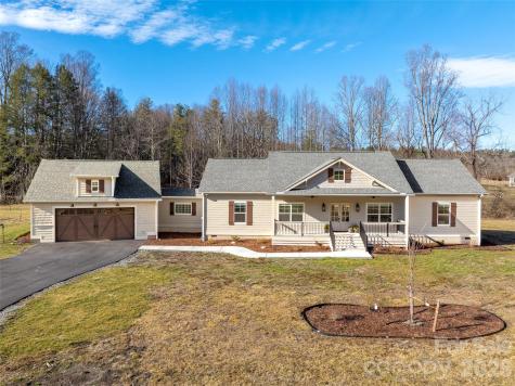 90 Saddle Club Lane Hendersonville NC 28739