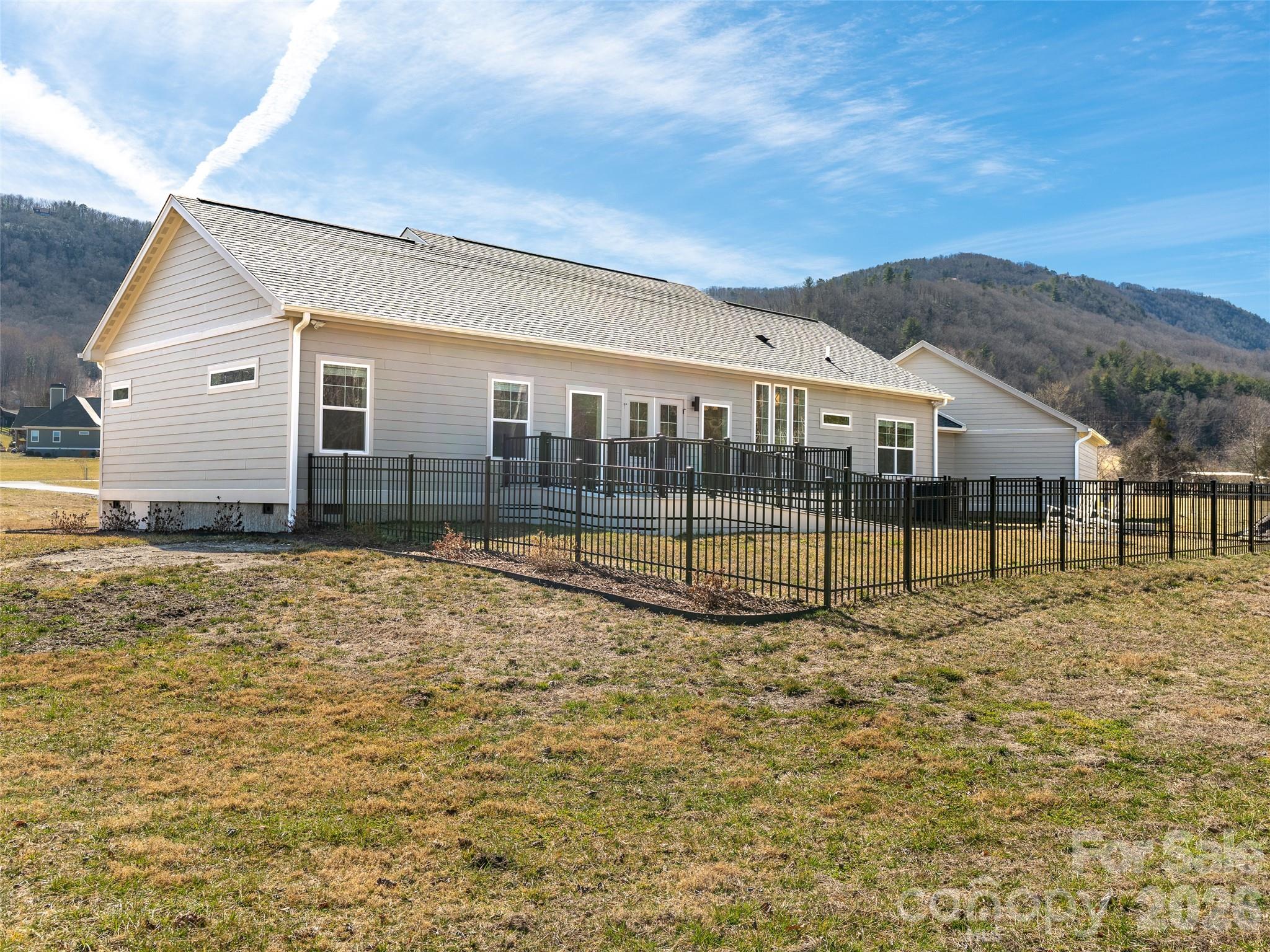 90 Saddle Club Lane Hendersonville NC 28739