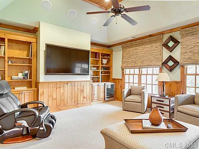 5910 Saint John Lane Charlotte NC 28210