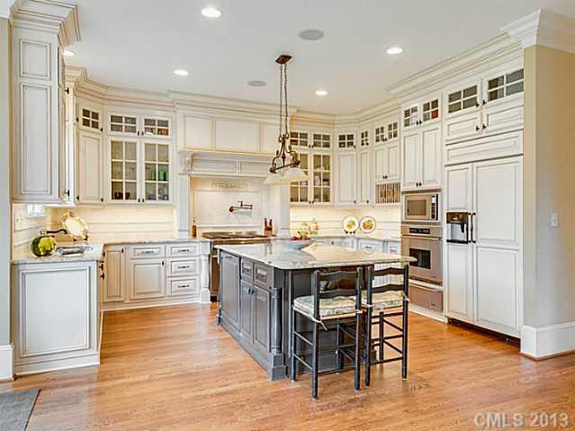 5910 Saint John Lane Charlotte NC 28210