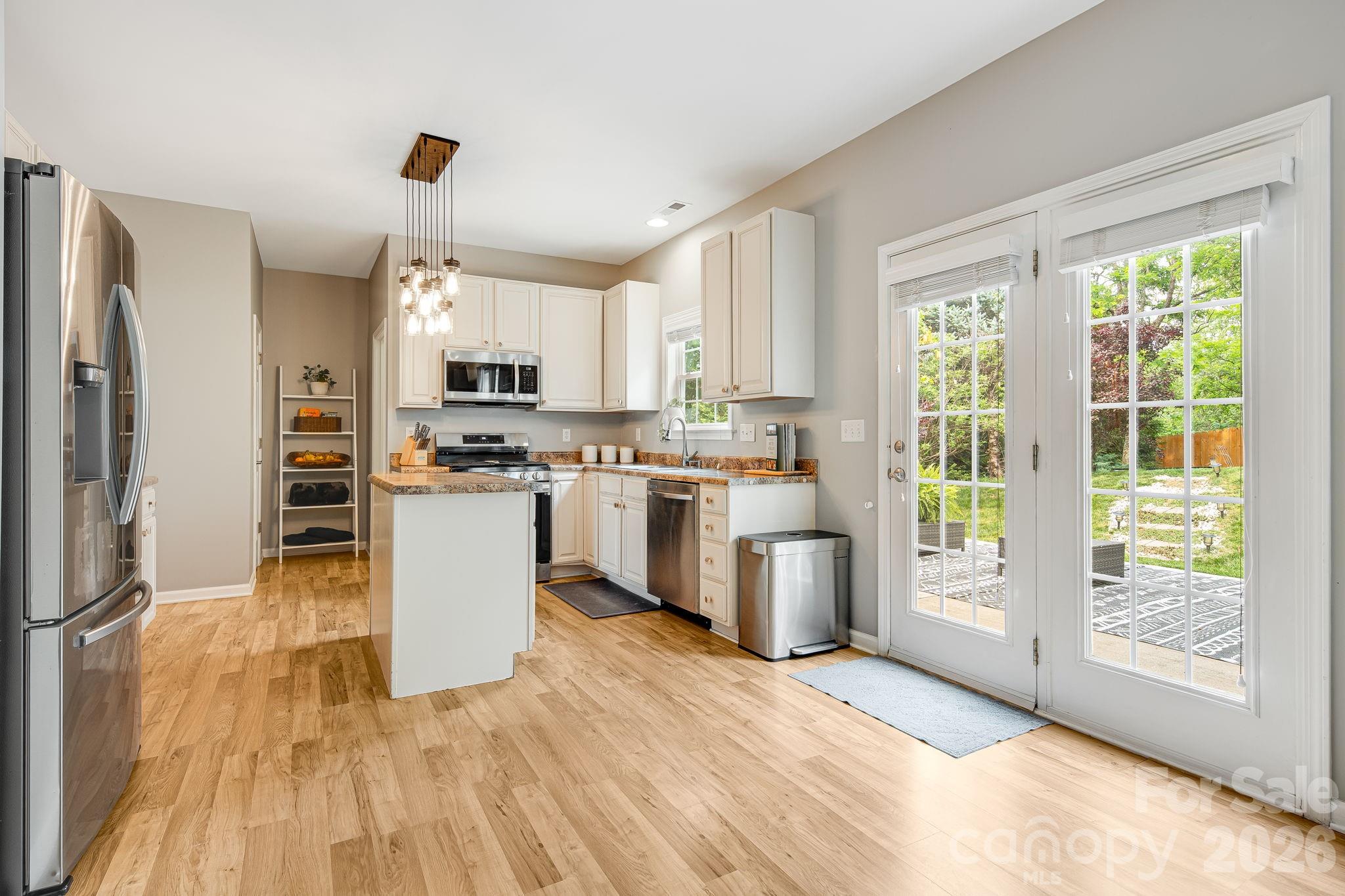 20 Stone River Drive Asheville NC 28804