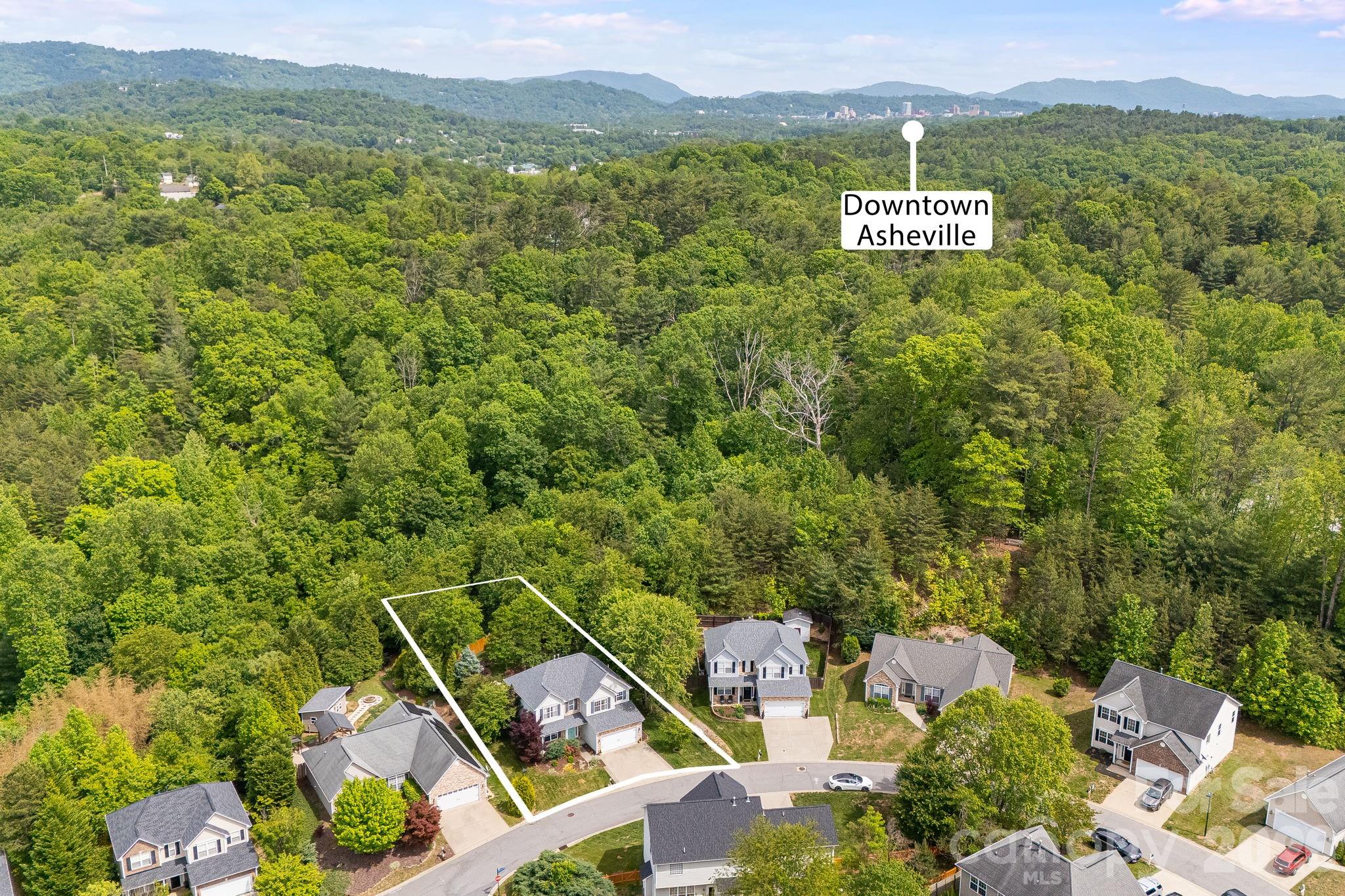 20 Stone River Drive Asheville NC 28804