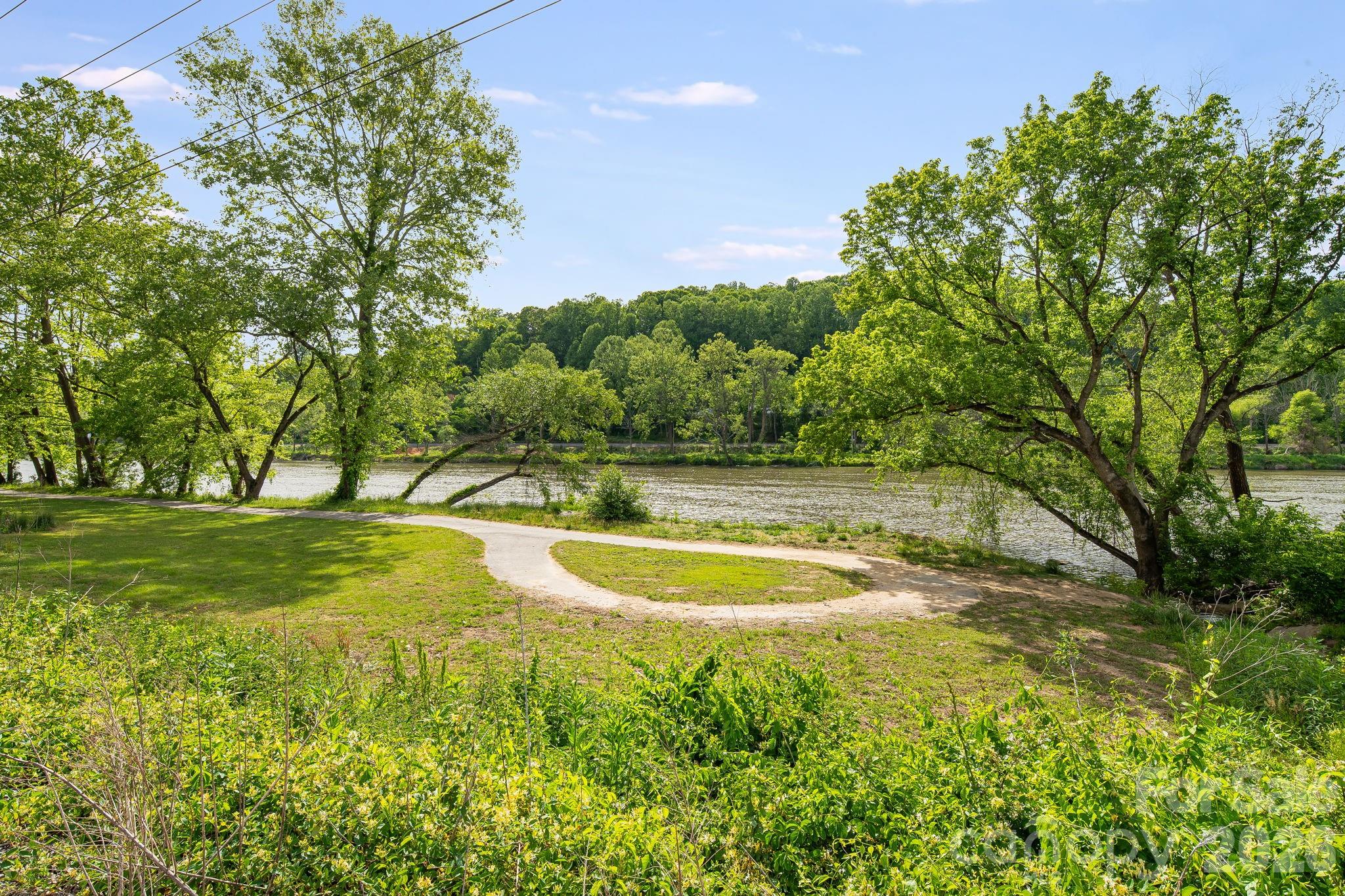 20 Stone River Drive Asheville NC 28804