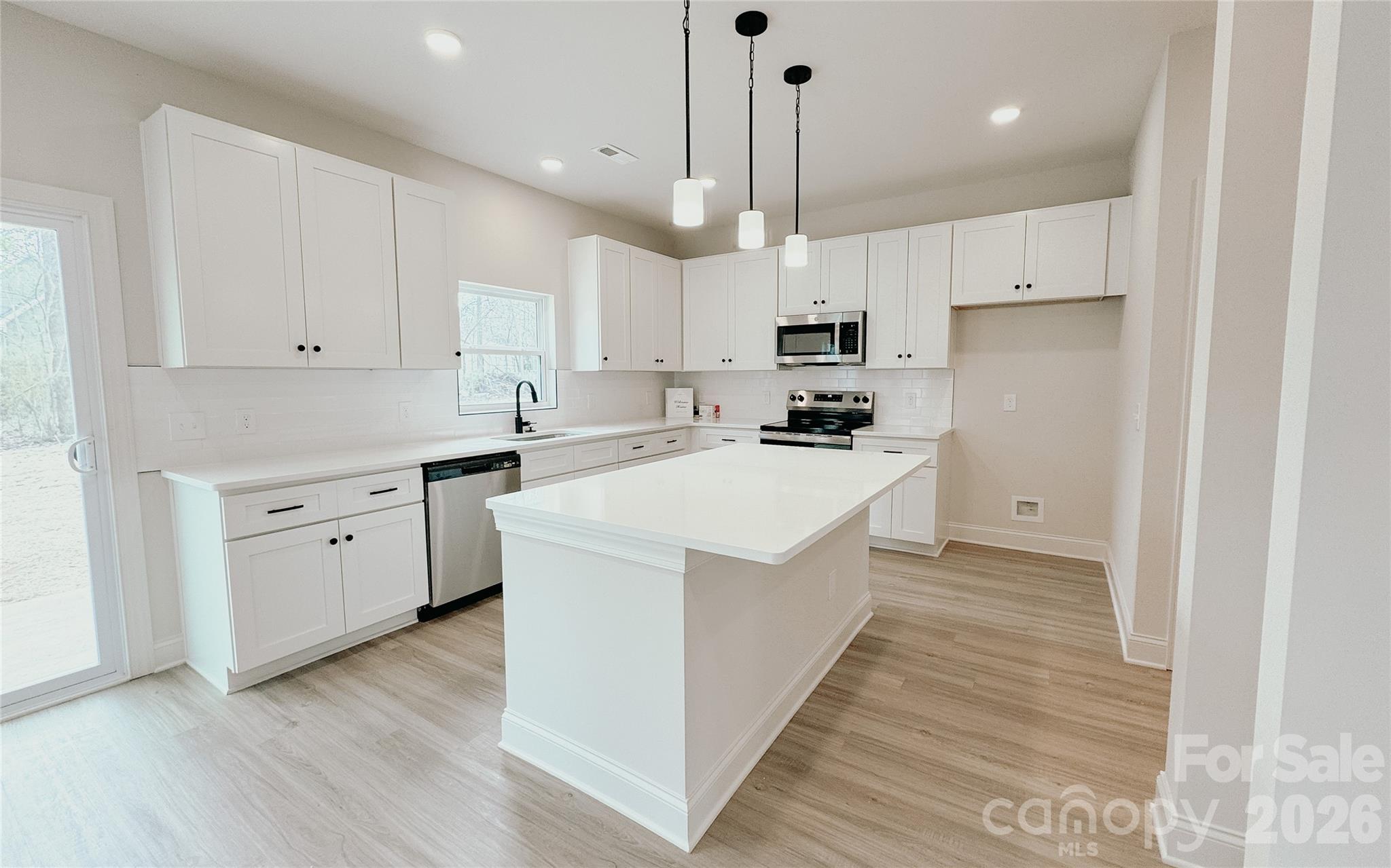 304 Woodside Drive Harrisburg NC 28075