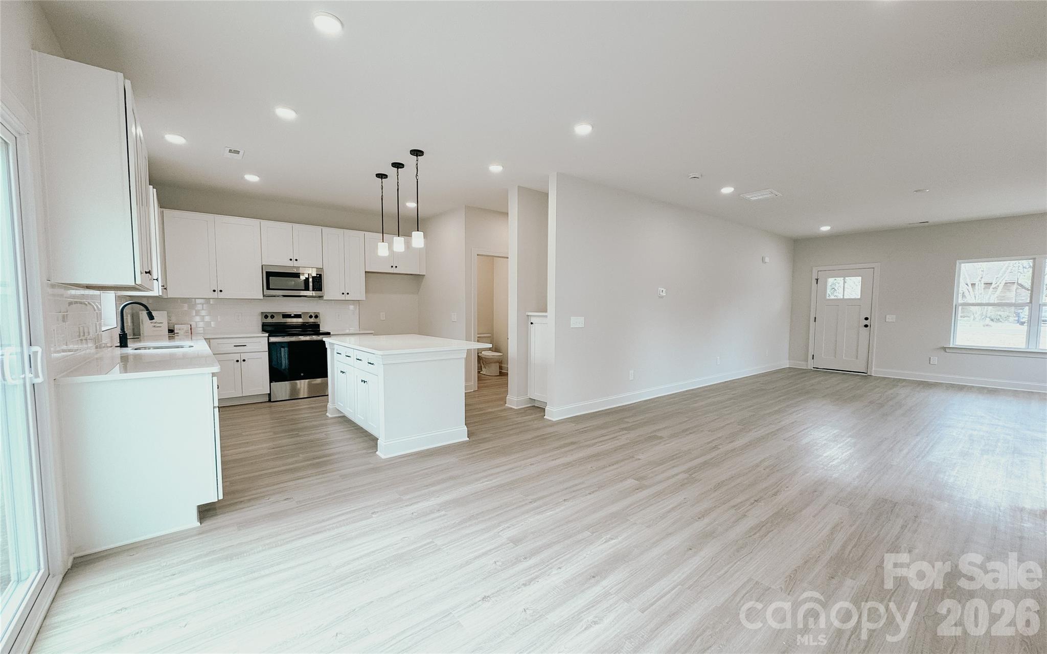 304 Woodside Drive Harrisburg NC 28075