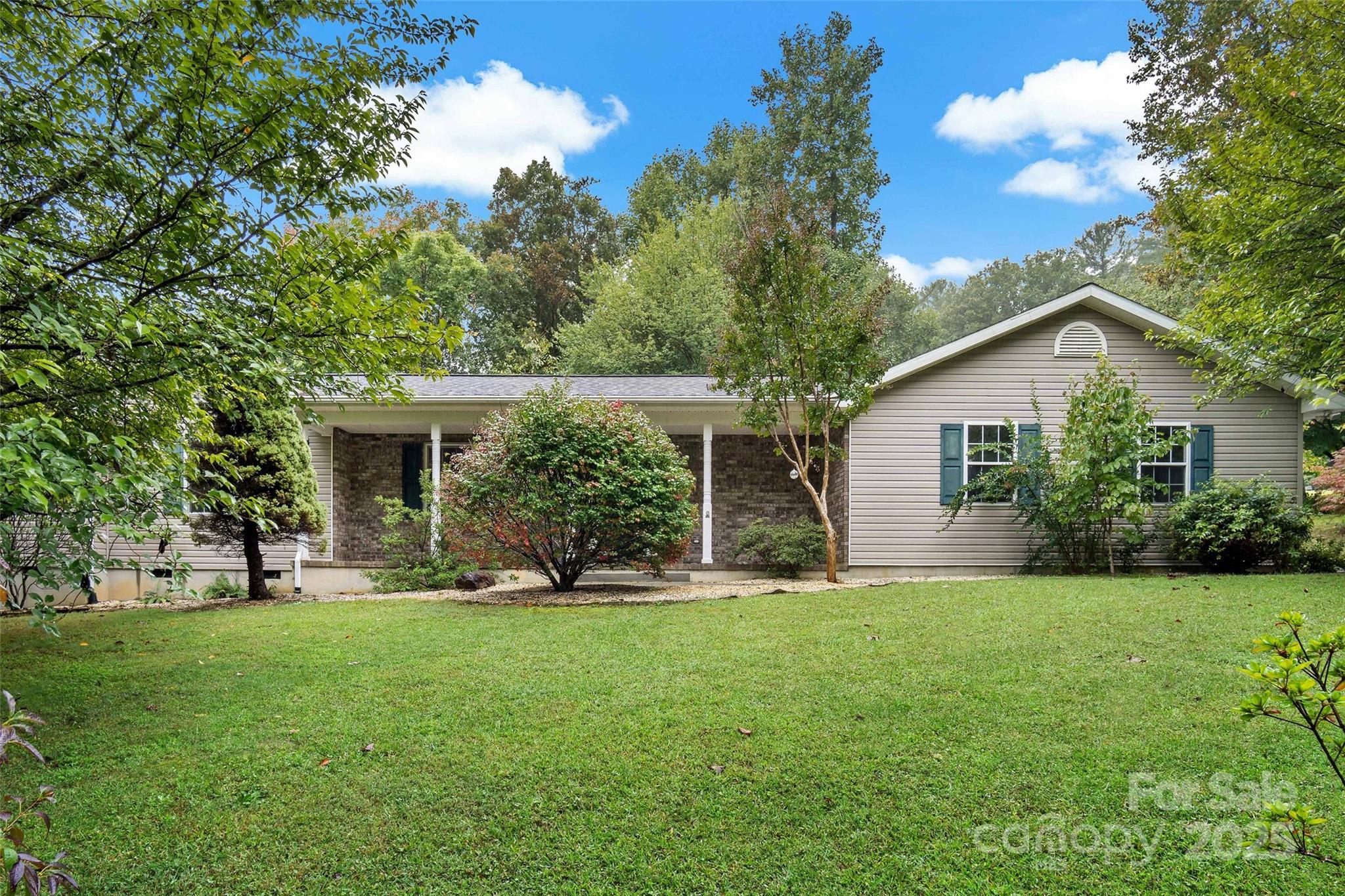 202 Cardinal Crest Lane Asheville NC 28805