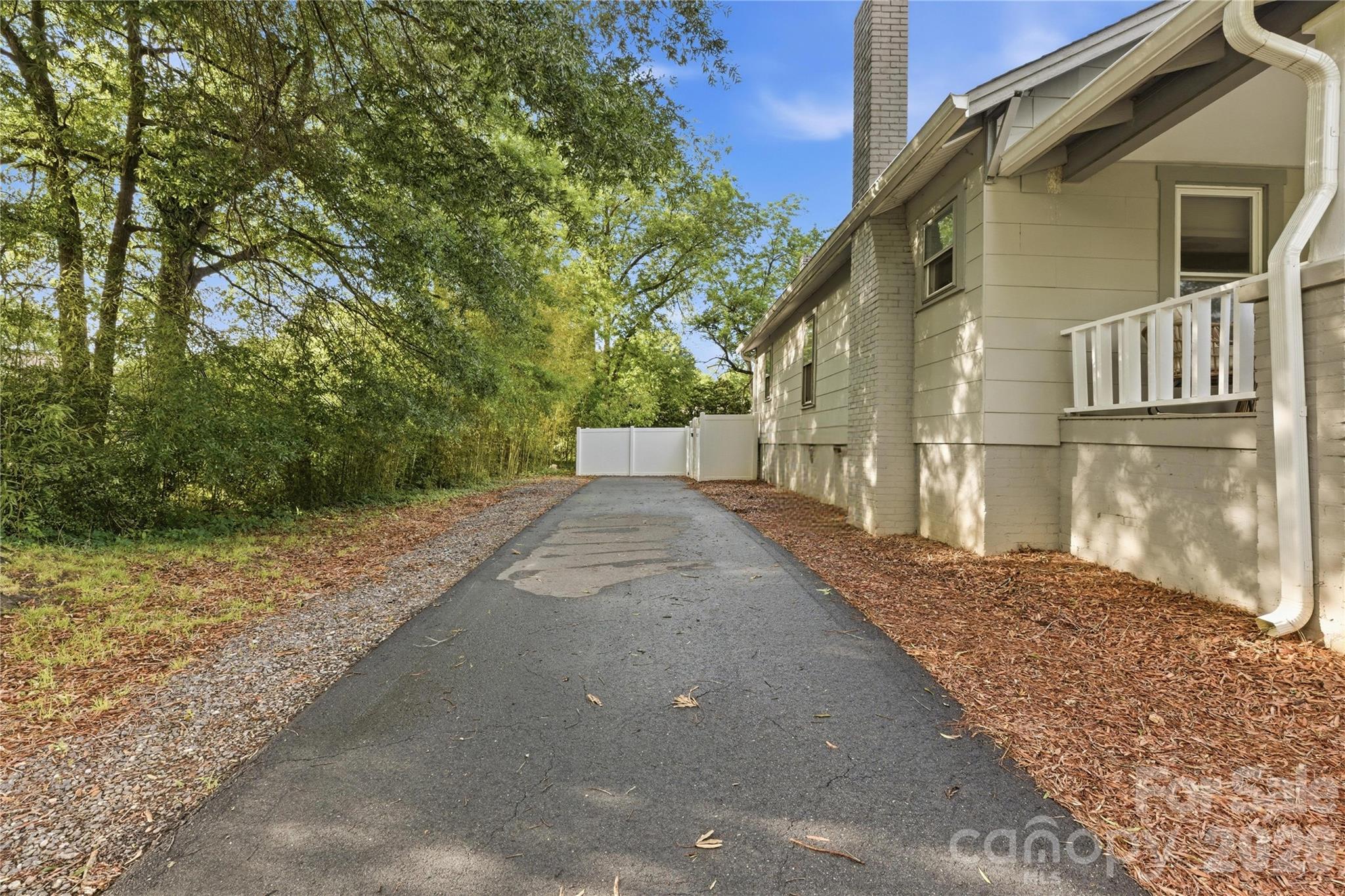 1226 1st Avenue Place NW Hickory NC 28601