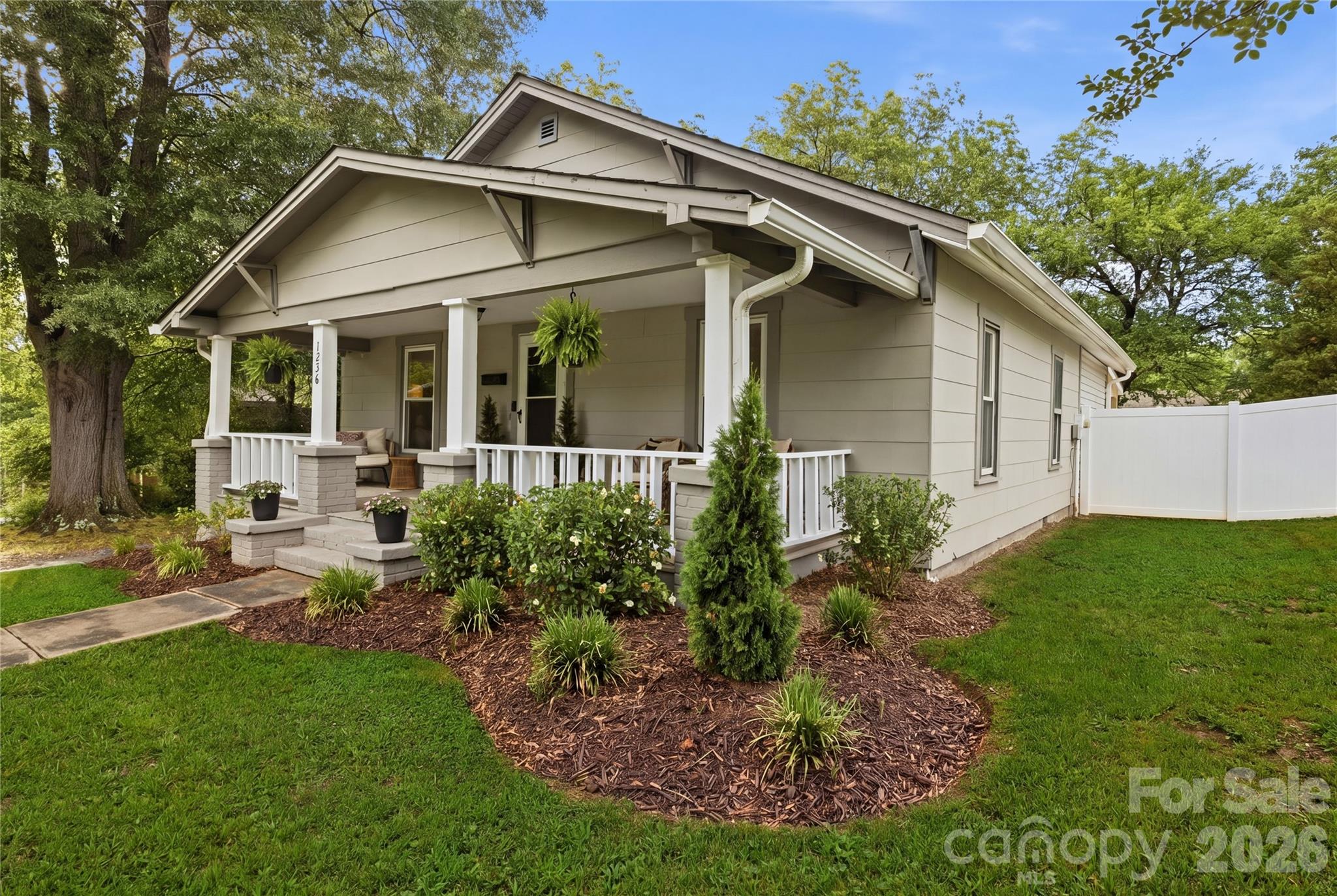 1226 1st Avenue Place NW Hickory NC 28601