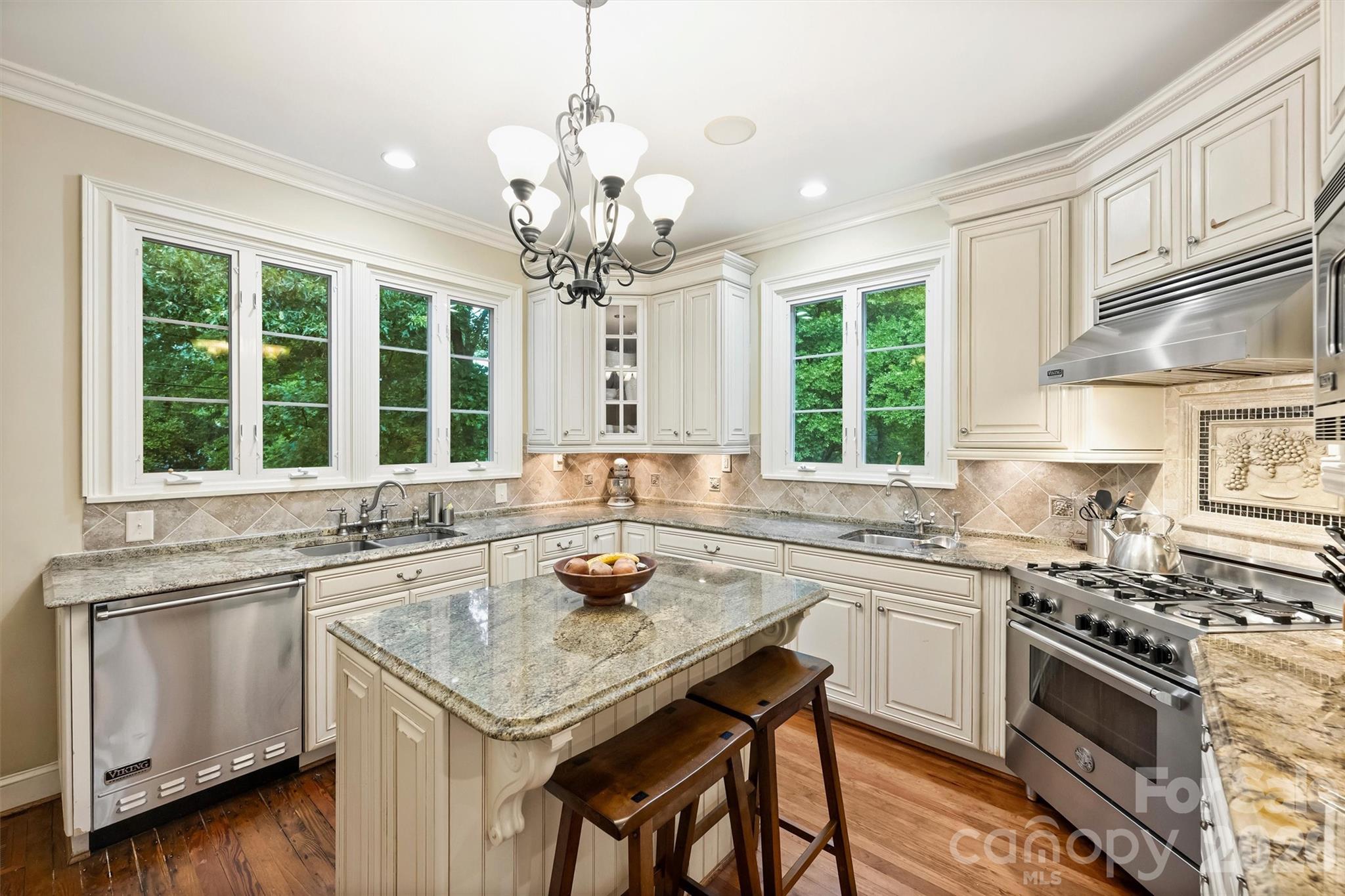 614 Olde Cotswold Court Charlotte NC 28211