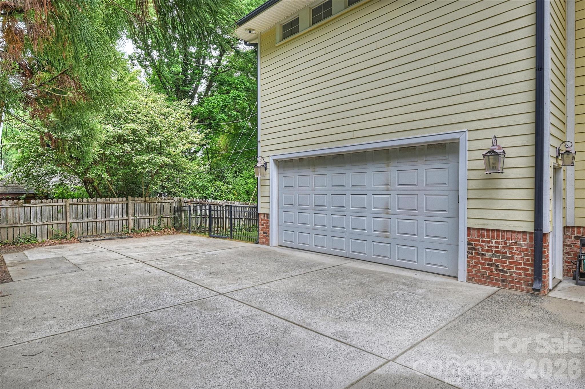 614 Olde Cotswold Court Charlotte NC 28211