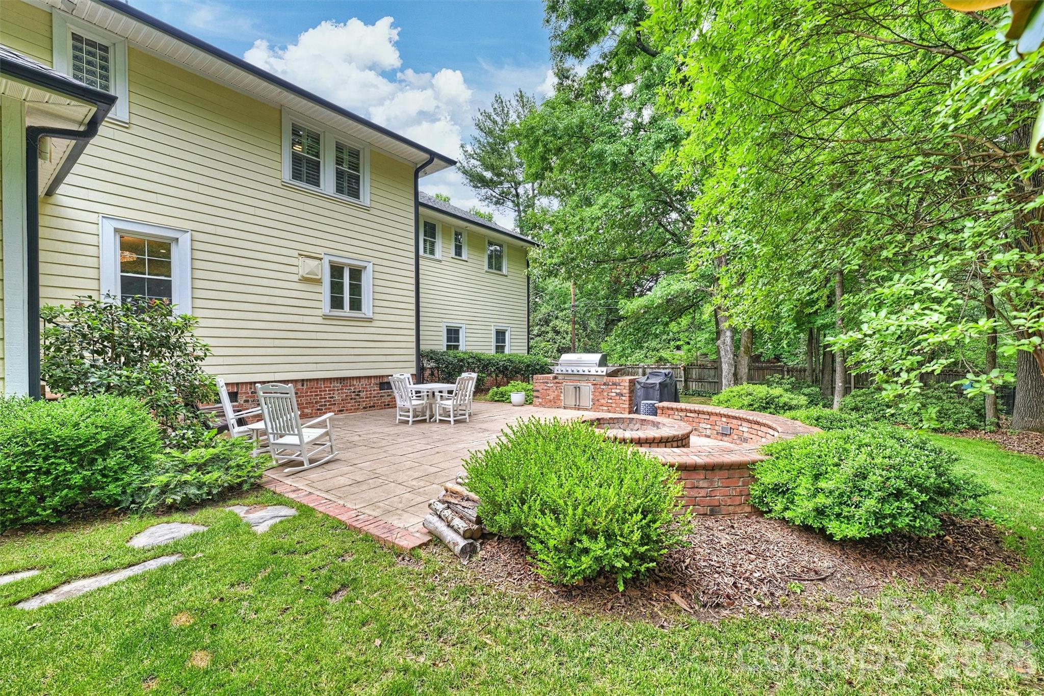 614 Olde Cotswold Court Charlotte NC 28211