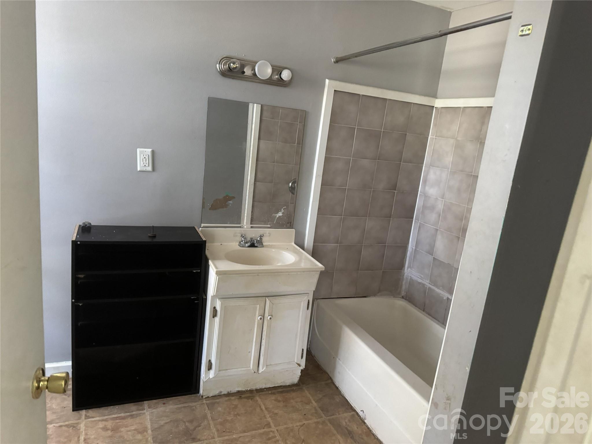 81 Eastview Circle Asheville NC 28806