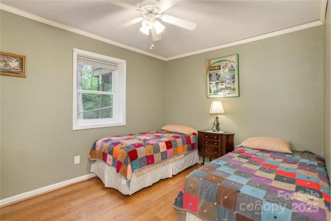 99 Meadowbrook Circle Brevard NC 28712