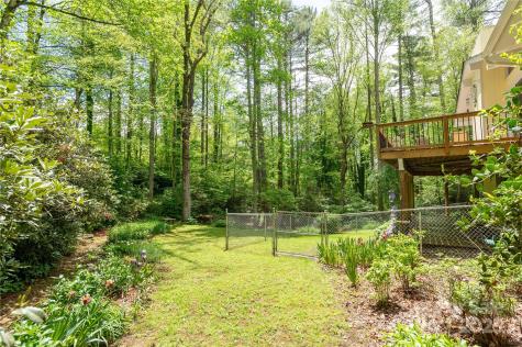 99 Meadowbrook Circle Brevard NC 28712