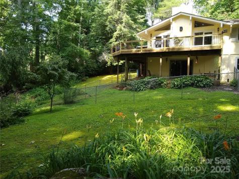 99 Meadowbrook Circle Brevard NC 28712