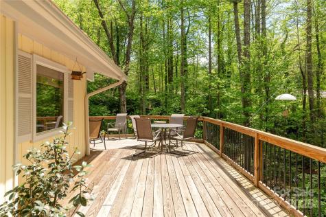 99 Meadowbrook Circle Brevard NC 28712