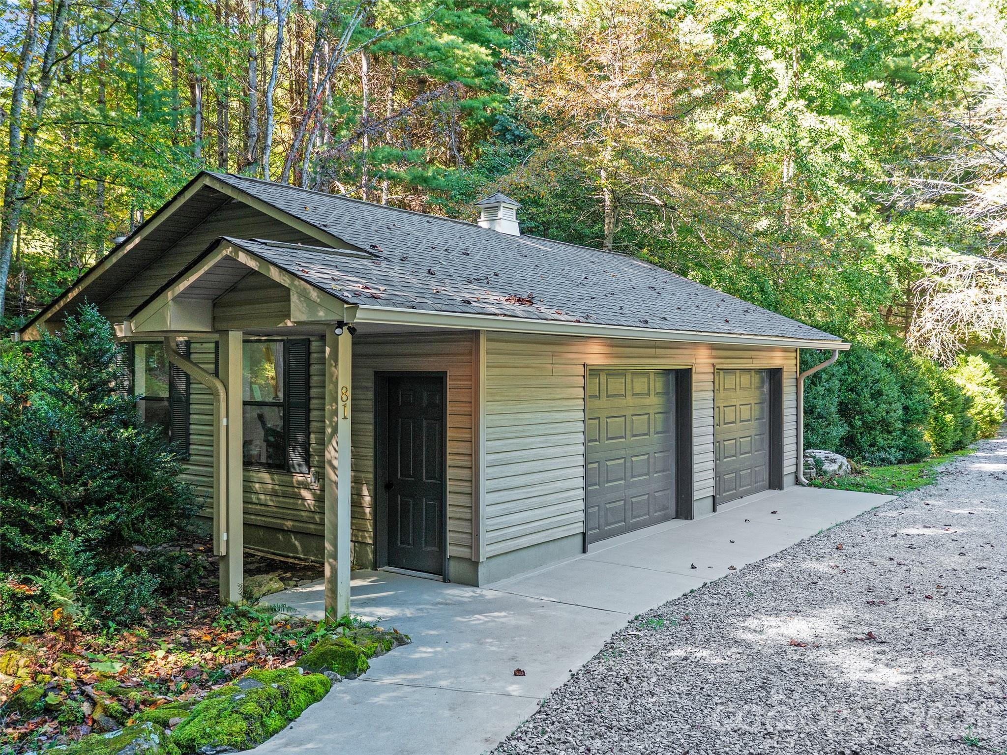 81 Summer Trees Lane Burnsville NC 28714