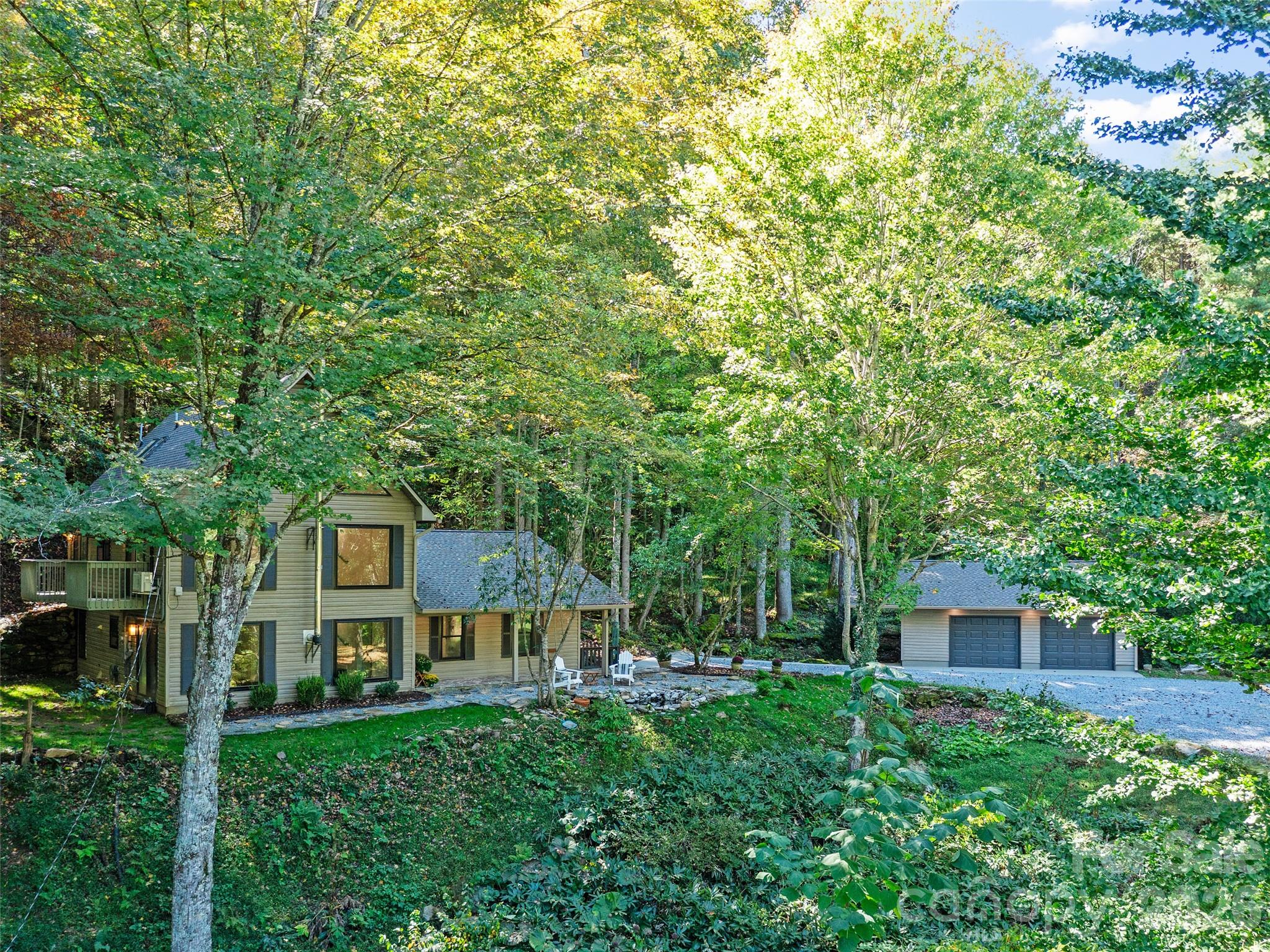 81 Summer Trees Lane Burnsville NC 28714