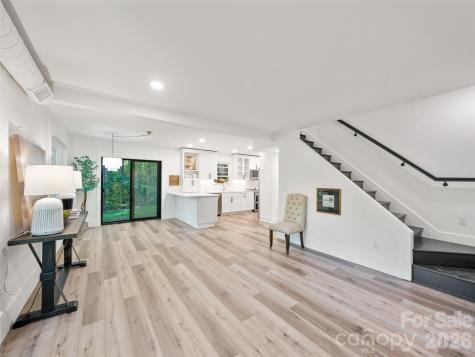 81 Summer Trees Lane Burnsville NC 28714