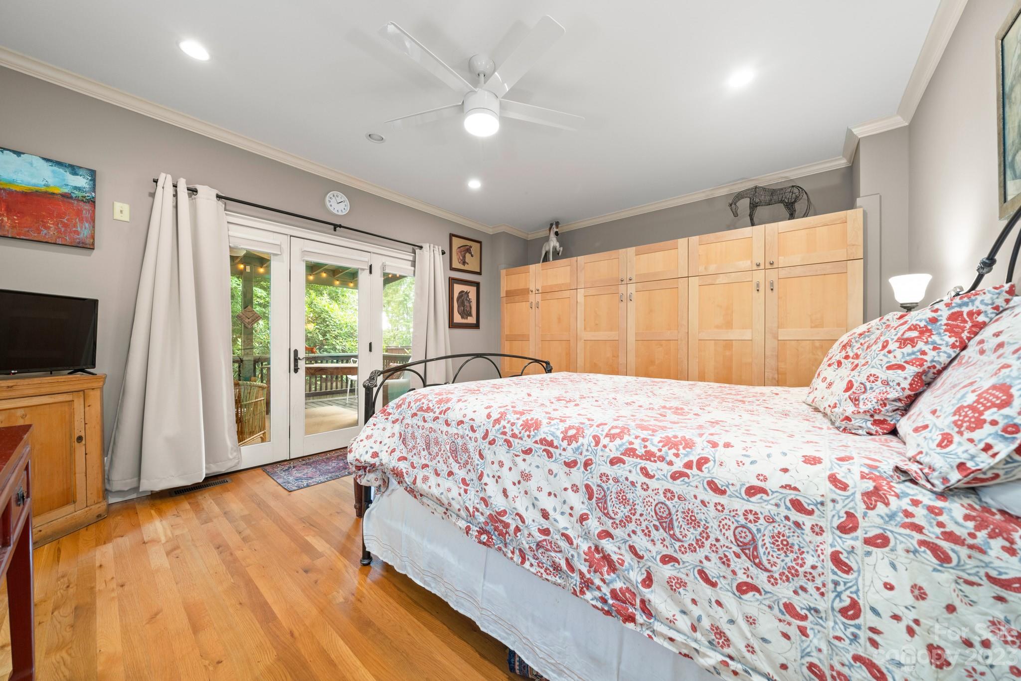26 Sylvan Avenue Asheville NC 28801