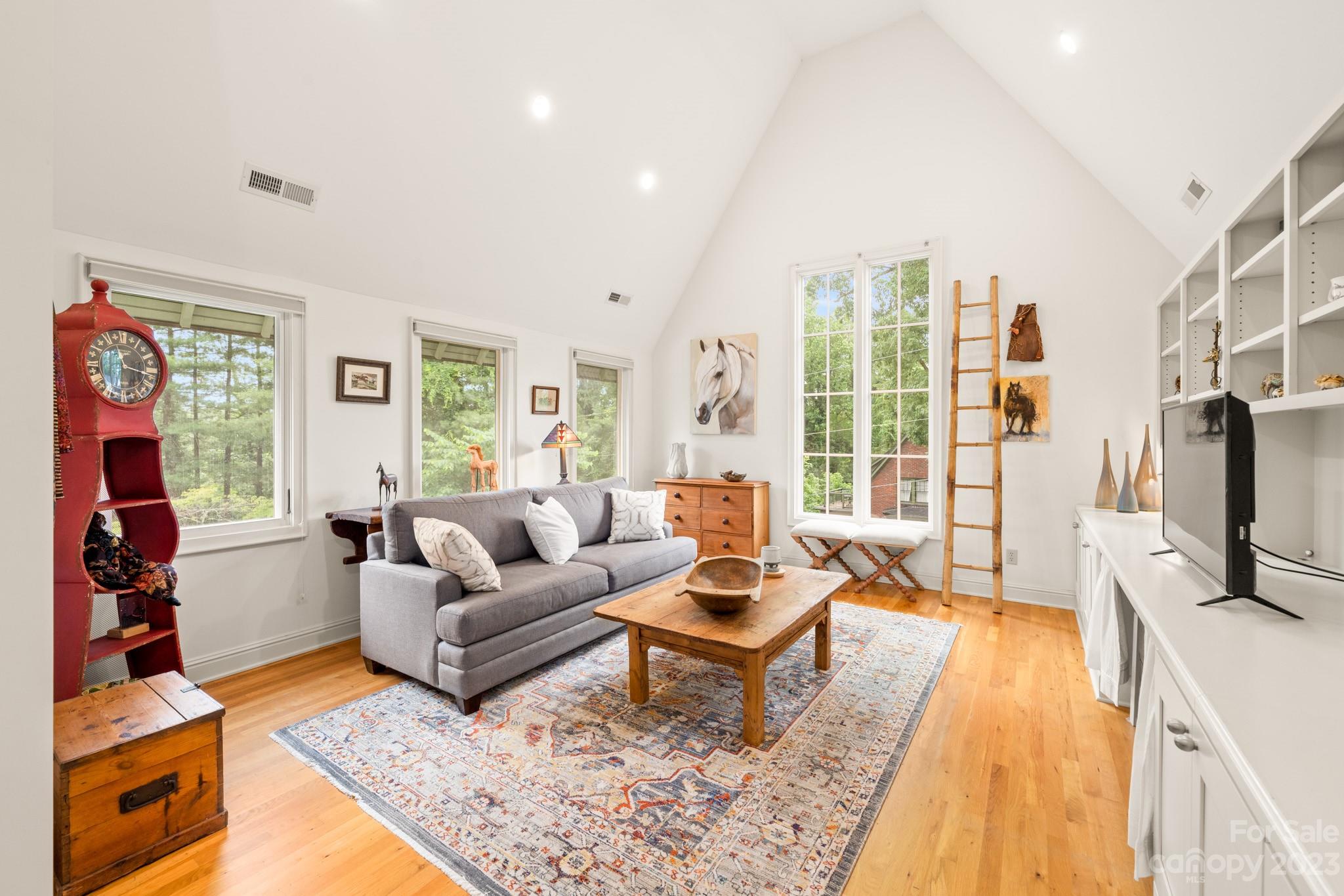 26 Sylvan Avenue Asheville NC 28801