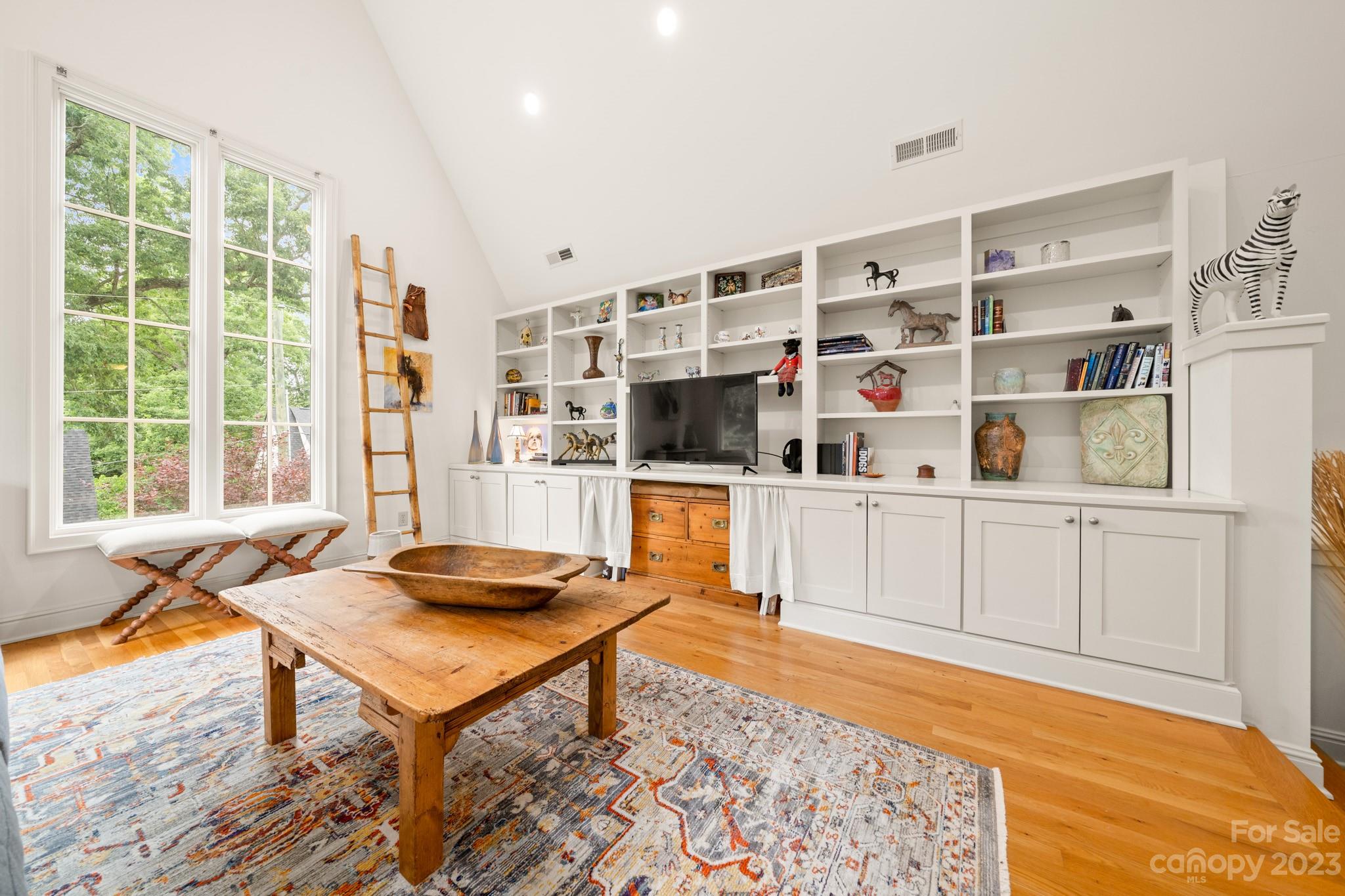 26 Sylvan Avenue Asheville NC 28801